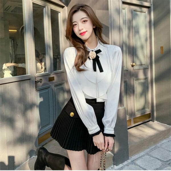 Lovely Korea Bowknot Flouncing Blouse with Pleated A-line Skirt 2