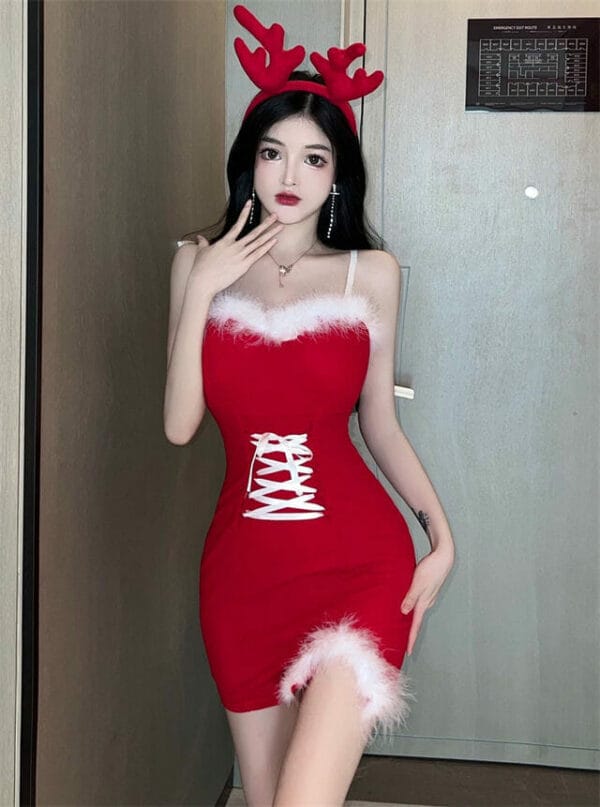 Lovely Sexy 2 Colors Tie Waist Fur Bust Straps Dress 1