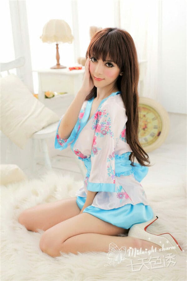 Lovely Sexy V-neck Flouncing Flowers Kimono Dress 2