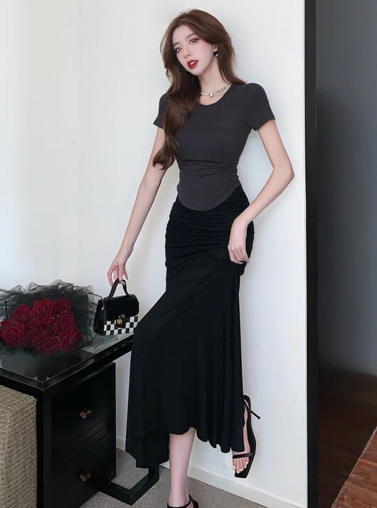 Modern Korea Skinny Cotton T-shirt with A-line Long Skirt 3
