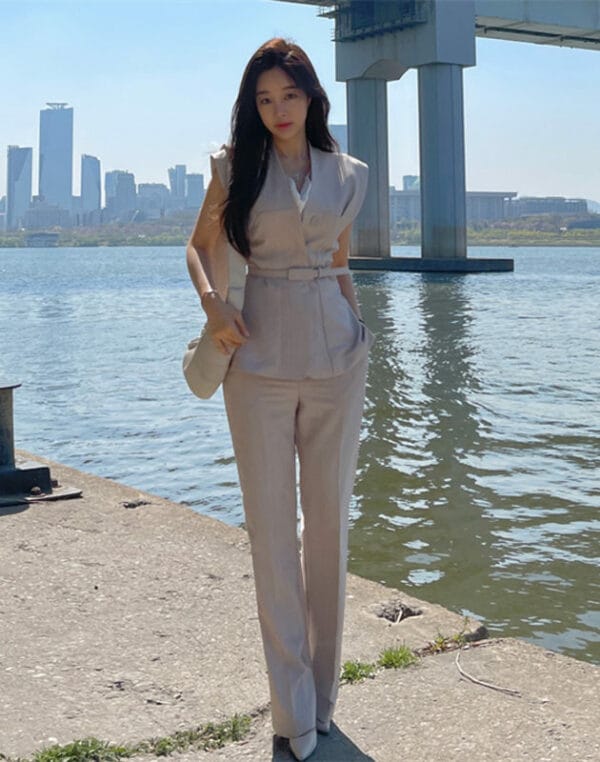 Modern Lady 2 Colors Belt Waist V-neck Slim Long Suits 4