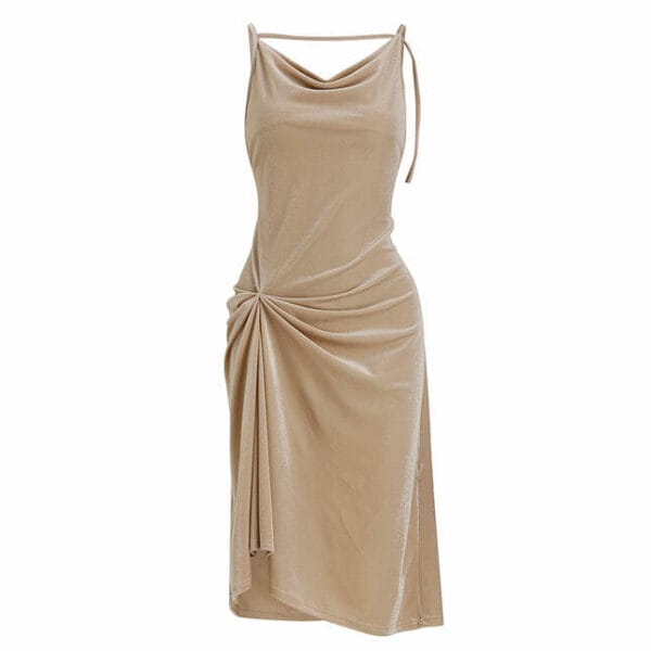 Modern Lady 2 Colors Pleated Velvet Straps A-line Dress 7
