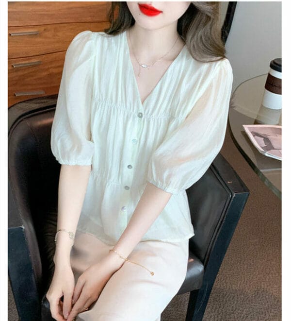 Modern Lady Buttons V-neck Puff Sleeve Casual Blouse 4