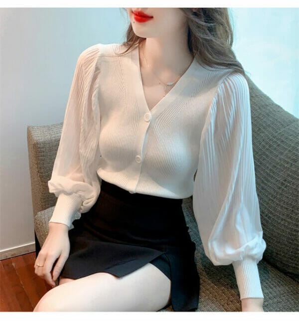 Modern Lady Buttons V-neck Splicing Chiffon Sleeve Knit Tops 4