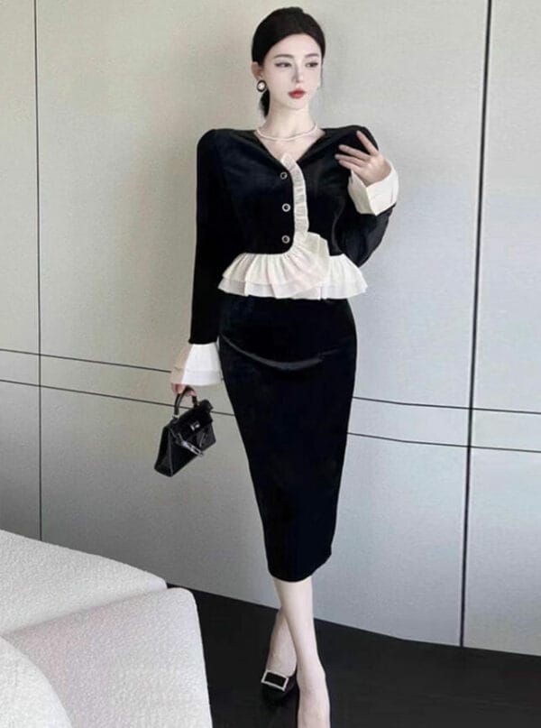 Modern Lady Color Block Flouncing Slim Velvet Two Pieces Dress 2