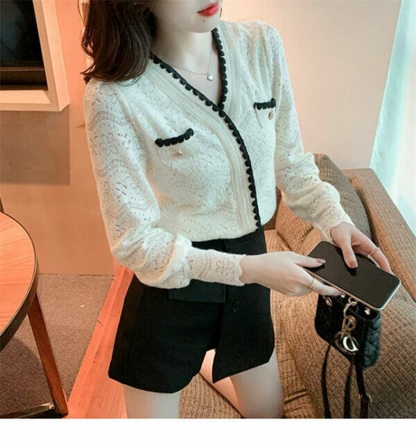 Modern Lady Color Block V-neck Lace Long Sleeve Blouse 2