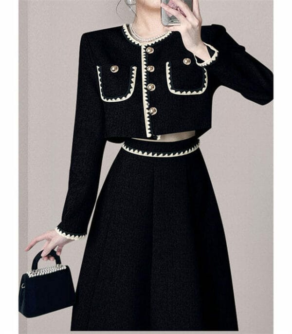 Modern Lady Single-breasted Woolen Coat with Long Skirt 5