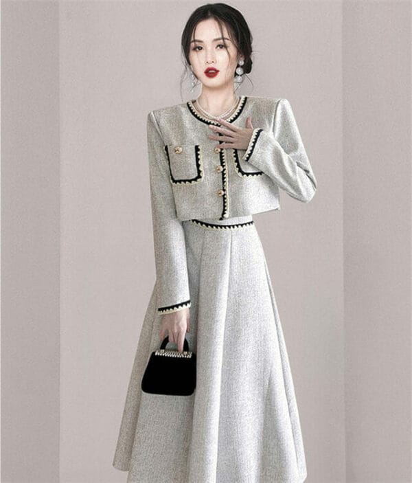 Modern Lady Single-breasted Woolen Coat with Long Skirt 2