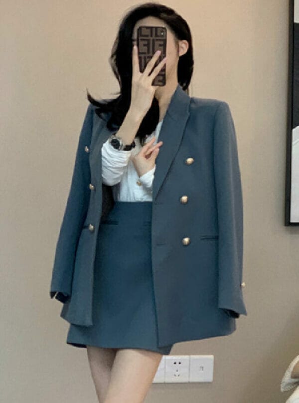 Modern Lady Tailored Collar Double-breasted Jacket with Short Skirt 1