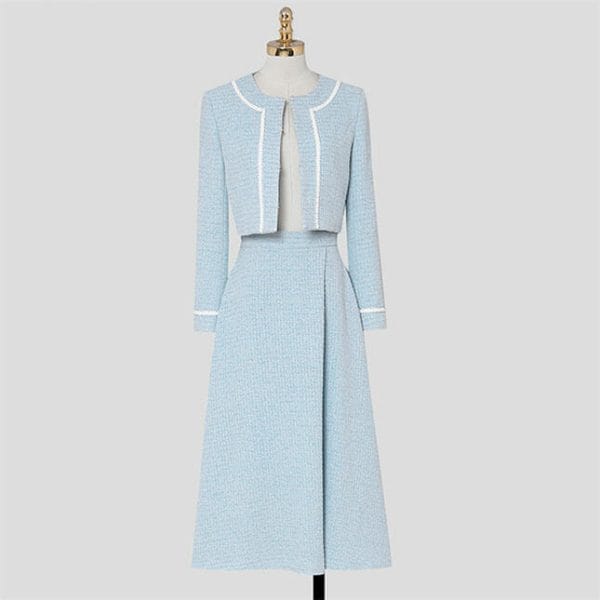 Modern Lady Tweed Short Jacket with A-line Long Skirt 5