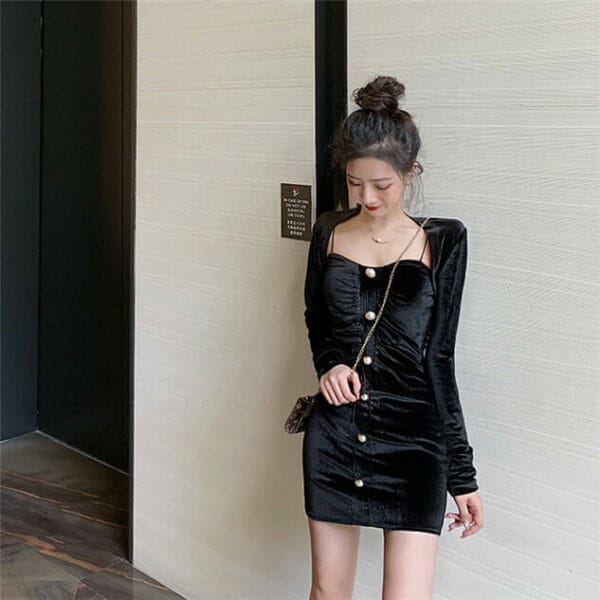 Modern Lady Velvet Tops with Pearls Buttons Straps Dress 3