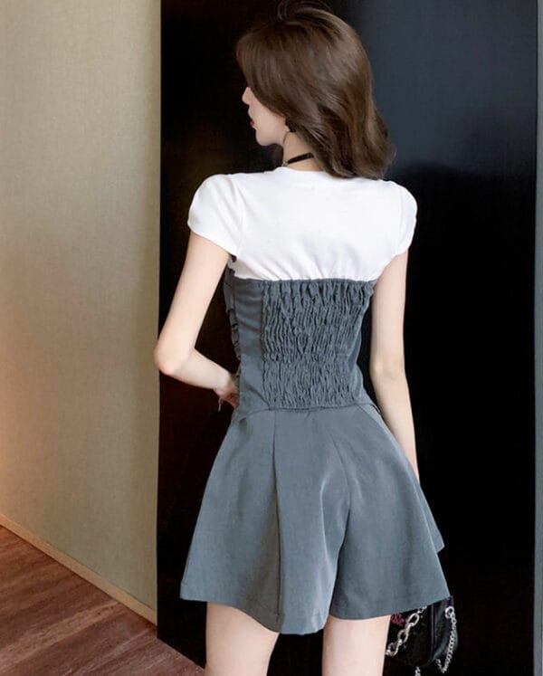 Modern New 2 Colors Block Pleated Tops with Wide-leg Shorts 6