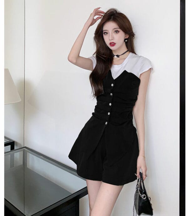 Modern New 2 Colors Block Pleated Tops with Wide-leg Shorts 4
