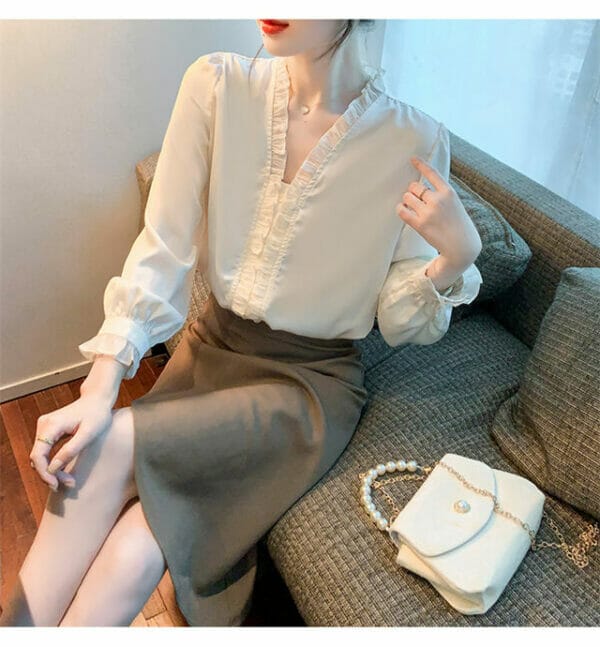 New Arrive Flouncing V-neck Long Sleeve Blouse 2