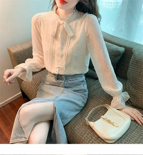 Pretty Bowknot Collar Flare Sleeve Chiffon Blouse 2