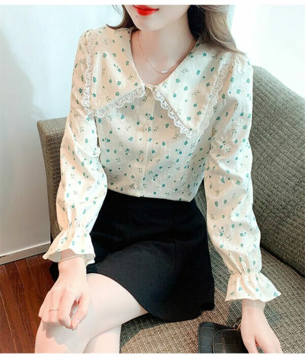 Pretty Fashion 2 Colors Doll Collar Flowers Long Sleeve Blouse 5