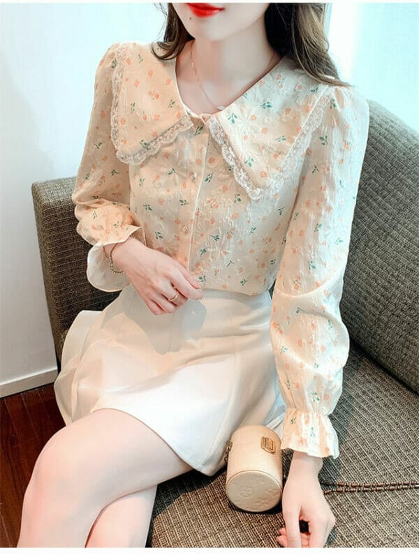 Pretty Fashion 2 Colors Doll Collar Flowers Long Sleeve Blouse 3