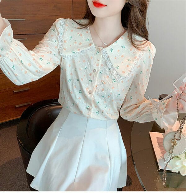 Pretty Fashion 2 Colors Doll Collar Flowers Long Sleeve Blouse 2