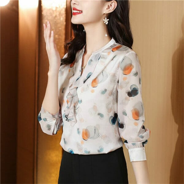 Pretty Fashion Flouncing V-neck Ink Printings Casual Blouse 4