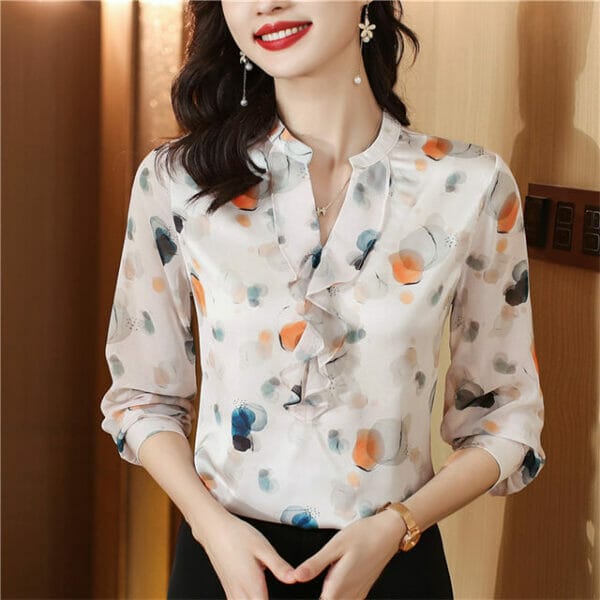 Pretty Fashion Flouncing V-neck Ink Printings Casual Blouse 3