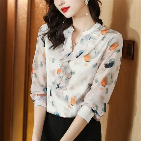 Pretty Fashion Flouncing V-neck Ink Printings Casual Blouse 2