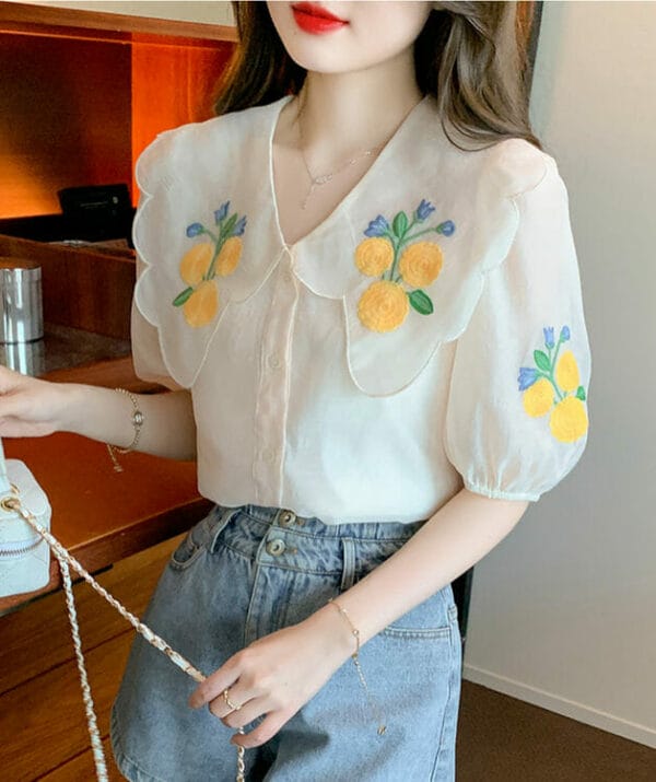 Pretty Girls Flowers Embroidery Doll Collar Short Sleeve Blouse 4