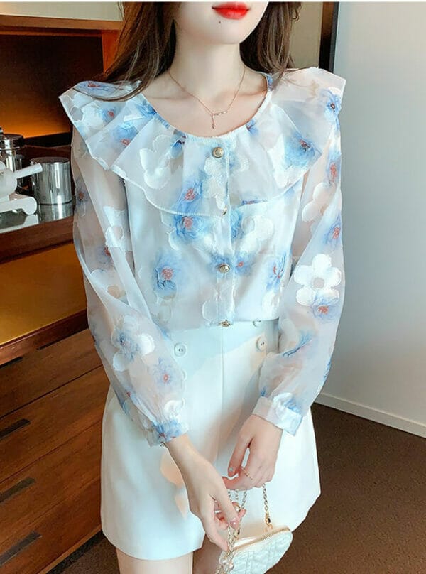 Pretty Korea Doll Collar Flowers Embroidery Loosen Blouse 1