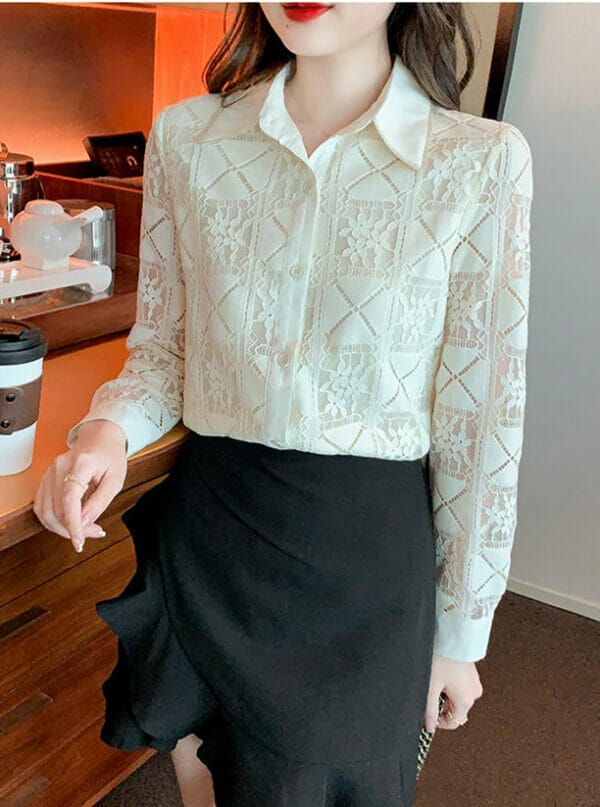 Pretty Korea Flowers Hollow Out Shirt Collar Lace Blouse 1