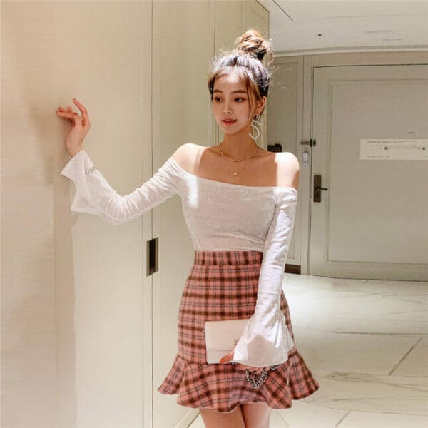 Pretty Lady Boat Neck Knitting Tops with Plaids Fishtail Skirt 2