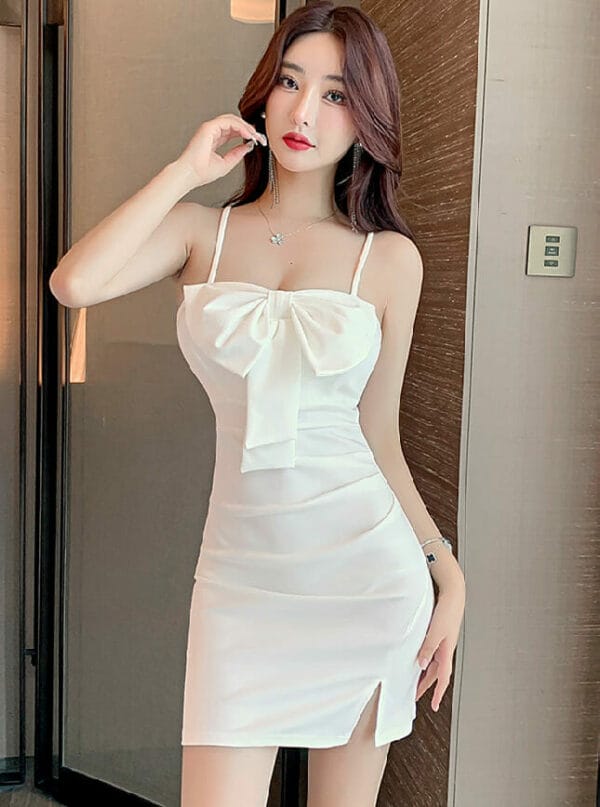 Pretty Sexy 3 Colors Bowknot Bust Straps Bodycon Dress 1