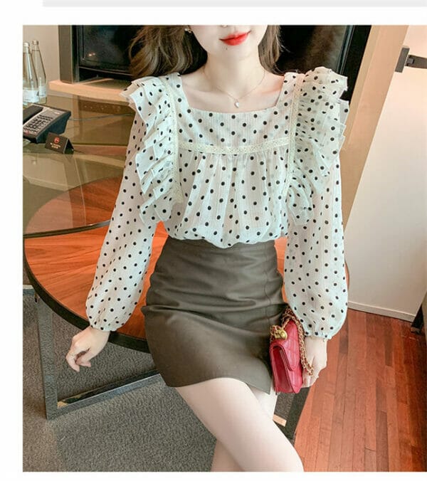 Pretty Square Collar Dots Puff Sleeve Blouse 4