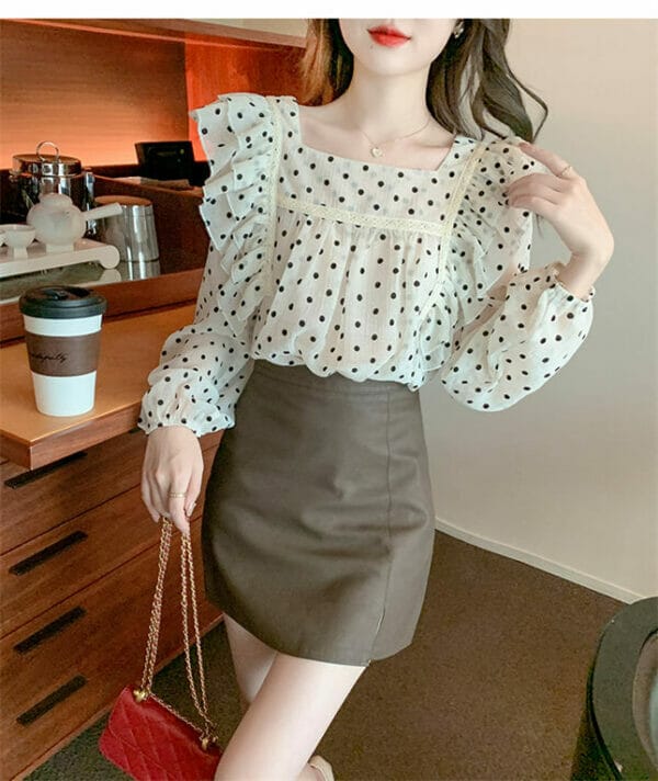 Pretty Square Collar Dots Puff Sleeve Blouse 2