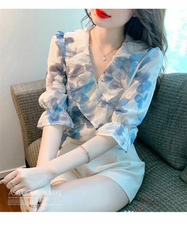 Pretty Summer V-neck Flowers Flouncing Puff Sleeve Blouse 5