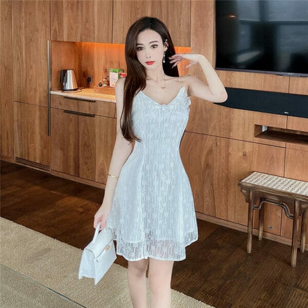 Pretty V-neck Backless Lace Flowers Dress 3