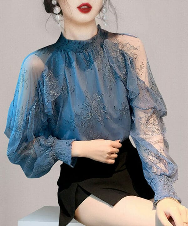 Pretty Women Flouncing Lace Flowers Puff Sleeve Blouse 3