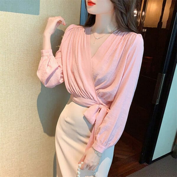 Pretty Women Tie Waist Pleated V-neck Puff Sleeve Blouse 4