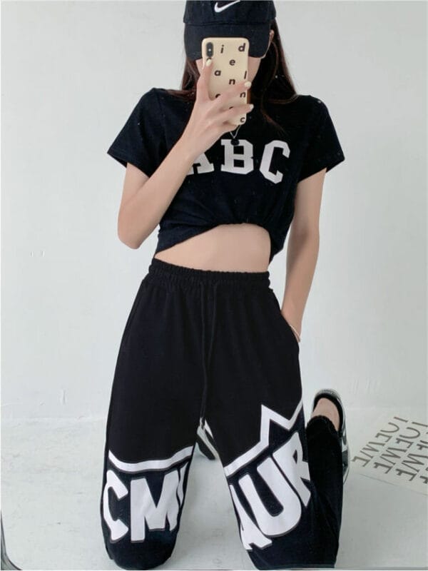 Punk Fashion Loosen T-shirt with Elastic Waist Harem Pants 3