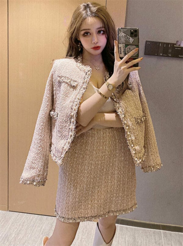 Quality Fashion 2 Colors Beads Tweed Jacket with Short Skirt 1