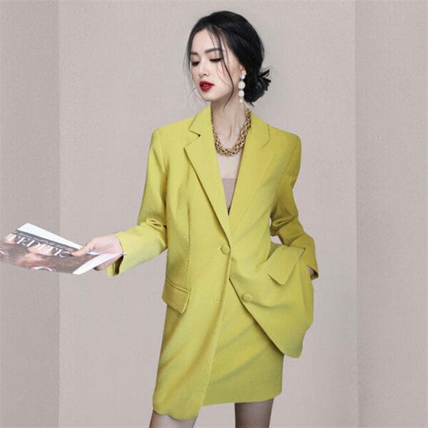 Quality New Tailored Collar Loosen Long Coat with Slim Skirt 2