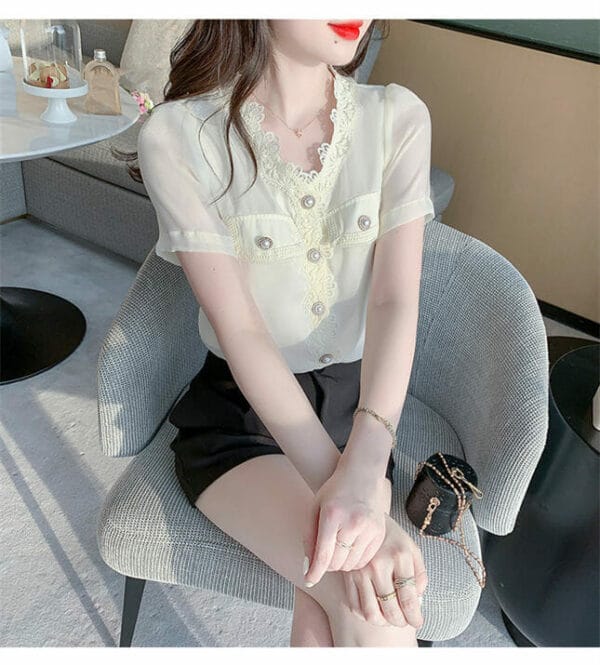 Retro Charming Buttons Lace V-neck Short Sleeve Blouse 2