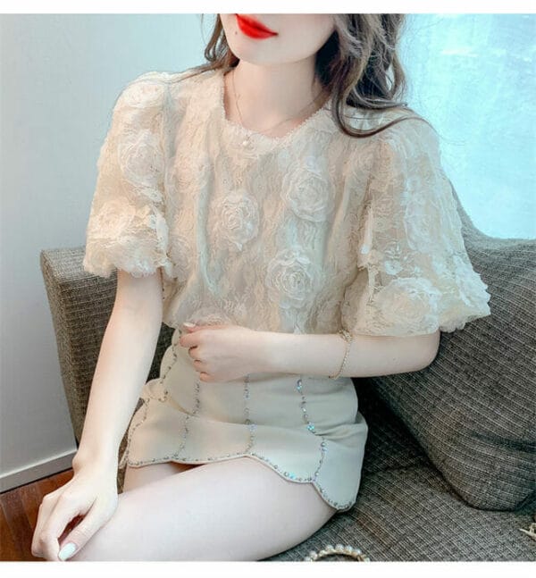 Retro Charming Round Neck Flowers Puff Sleeve Lace Blouse 5