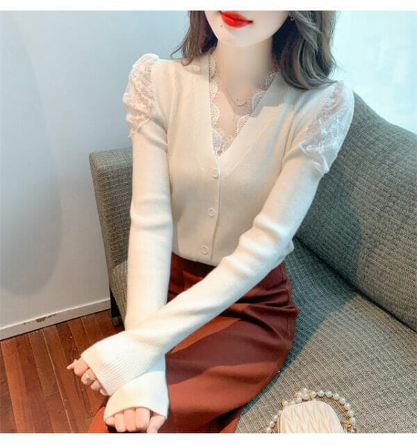 Retro Fashion 3 Colors Buttons V-neck Lace Puff Sleeve Knit T-shirt 3