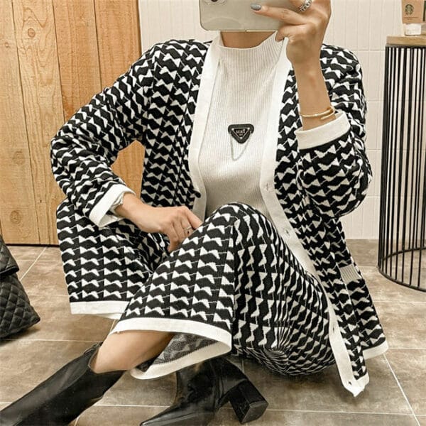 Retro Fashion Houndstooth Knitting Coat with Long Pants 2