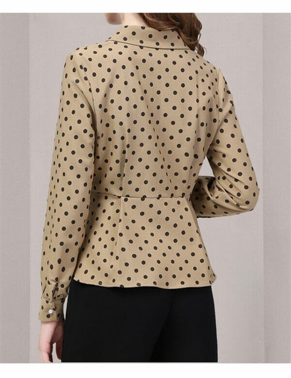 Retro Fashion Tailored Collar Pleated Dots Slim Blouse 3