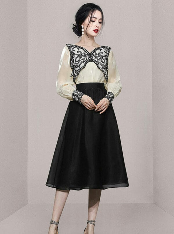 Retro Korea Butterfly Embroidery Puff Sleeve Blouse with A-line Skirt 4