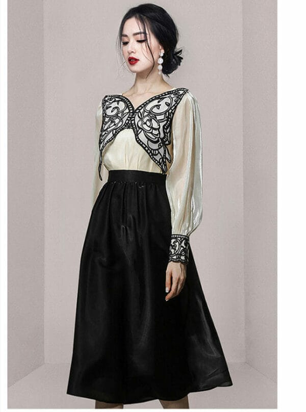 Retro Korea Butterfly Embroidery Puff Sleeve Blouse with A-line Skirt 3