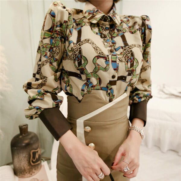 Retro Korea Chain Flowers Blouse with Single-breasted Skirt 3