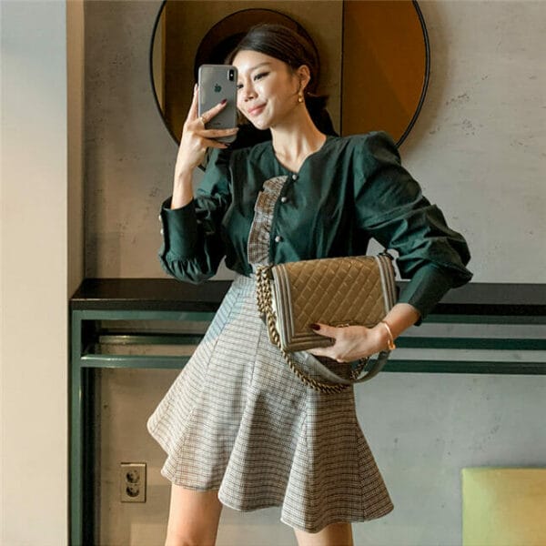 Retro Korea Flouncing Puff Sleeve Blouse with Plaids Skirt 2