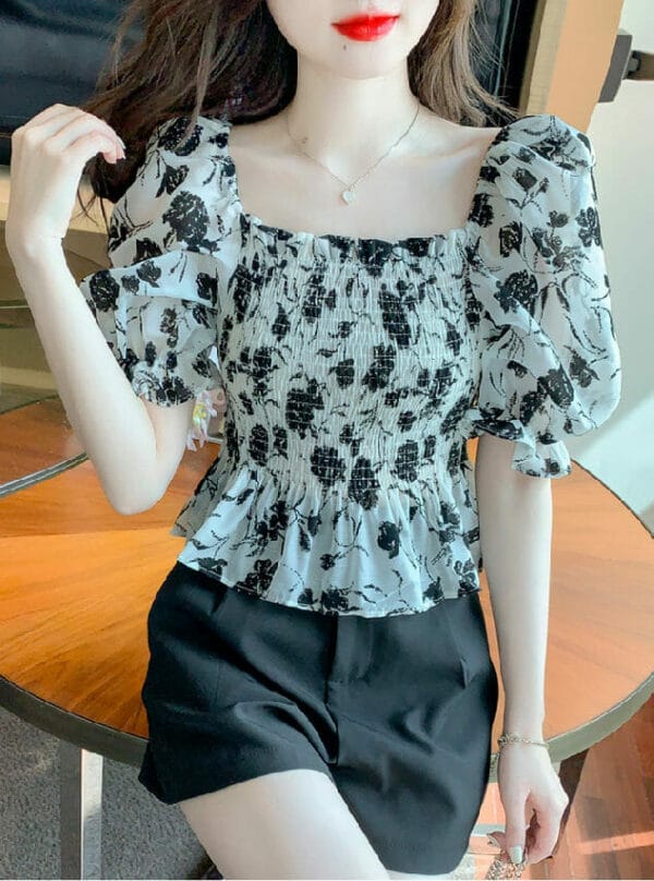 Retro Preppy Square Collar Flowers Stretchable Puff Sleeve Blouse 1