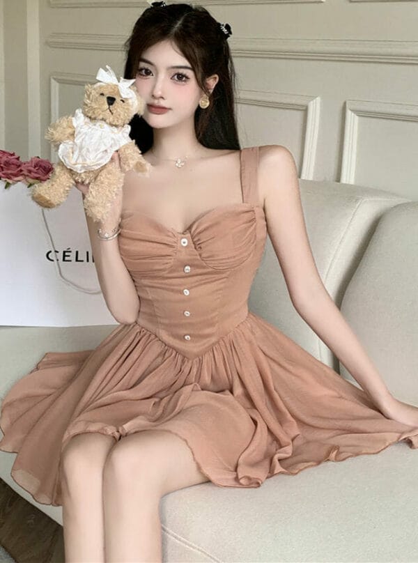 Retro Sexy 2 Colors Pleated Fluffy Slim Straps Dress 2